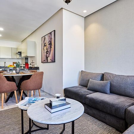 Sleek And Modern 2-Bed Unit In Downtown Casa Apartment คาซาบลังกา ภายนอก รูปภาพ