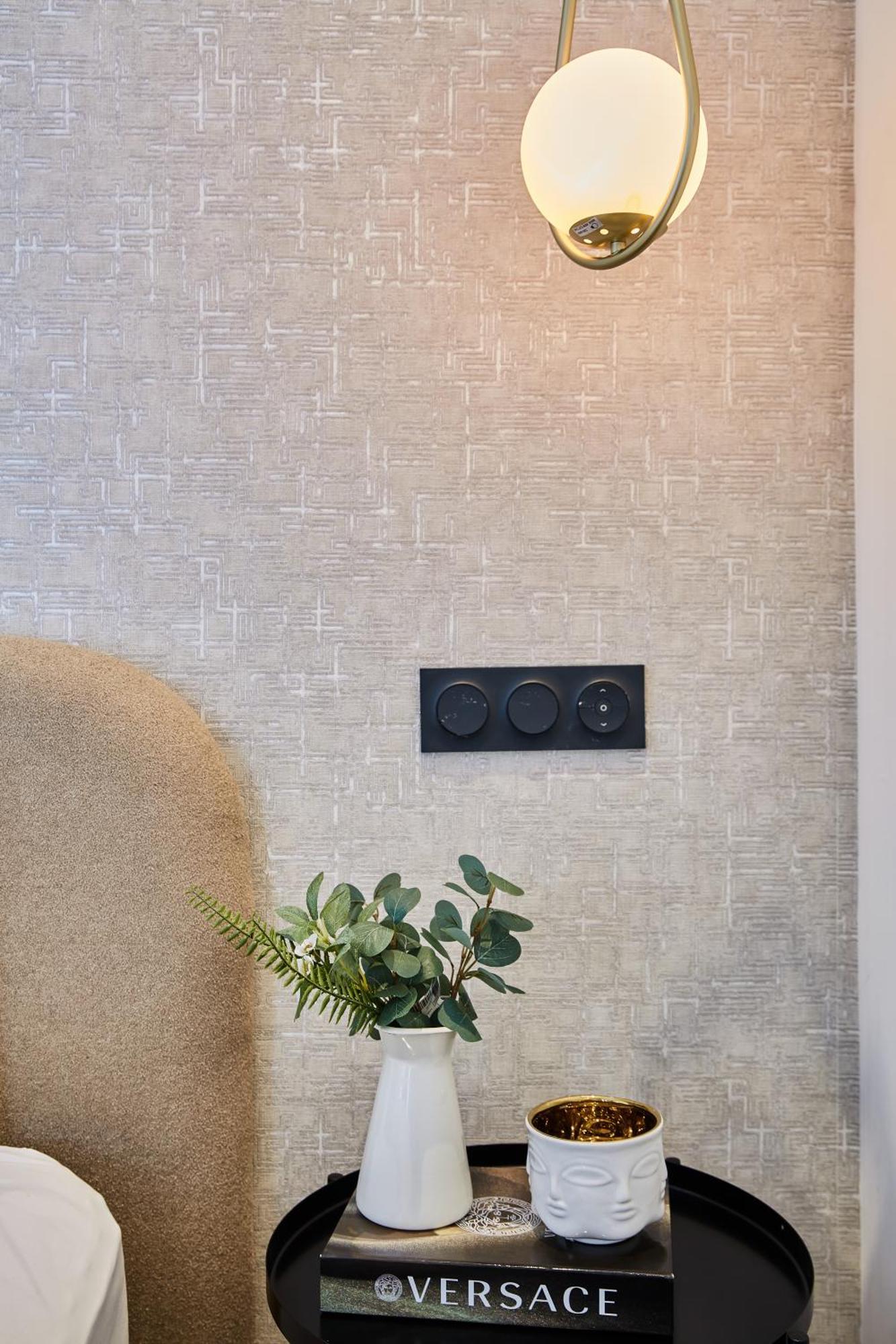 Sleek And Modern 2-Bed Unit In Downtown Casa Apartment คาซาบลังกา ภายนอก รูปภาพ